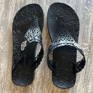 Brighton flip flops size 8 never worn